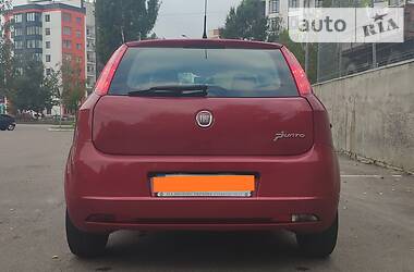 Хэтчбек Fiat Grande Punto 2011 в Ровно