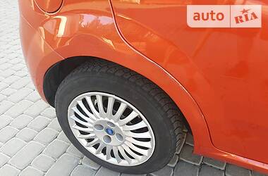 Хэтчбек Fiat Grande Punto 2006 в Остроге