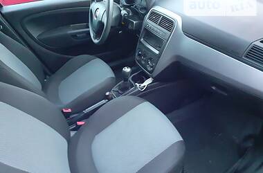 Хетчбек Fiat Grande Punto 2011 в 