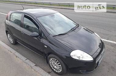 Хетчбек Fiat Grande Punto 2011 в 