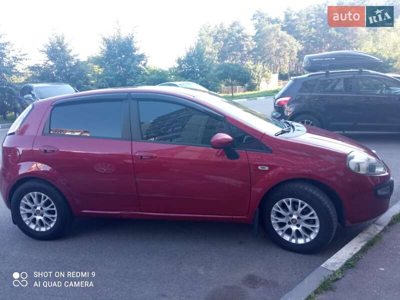 Хетчбек Fiat Grande Punto 2011 в Харкові