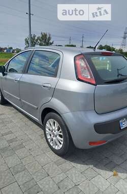 Хетчбек Fiat Grande Punto 2012 в Львові