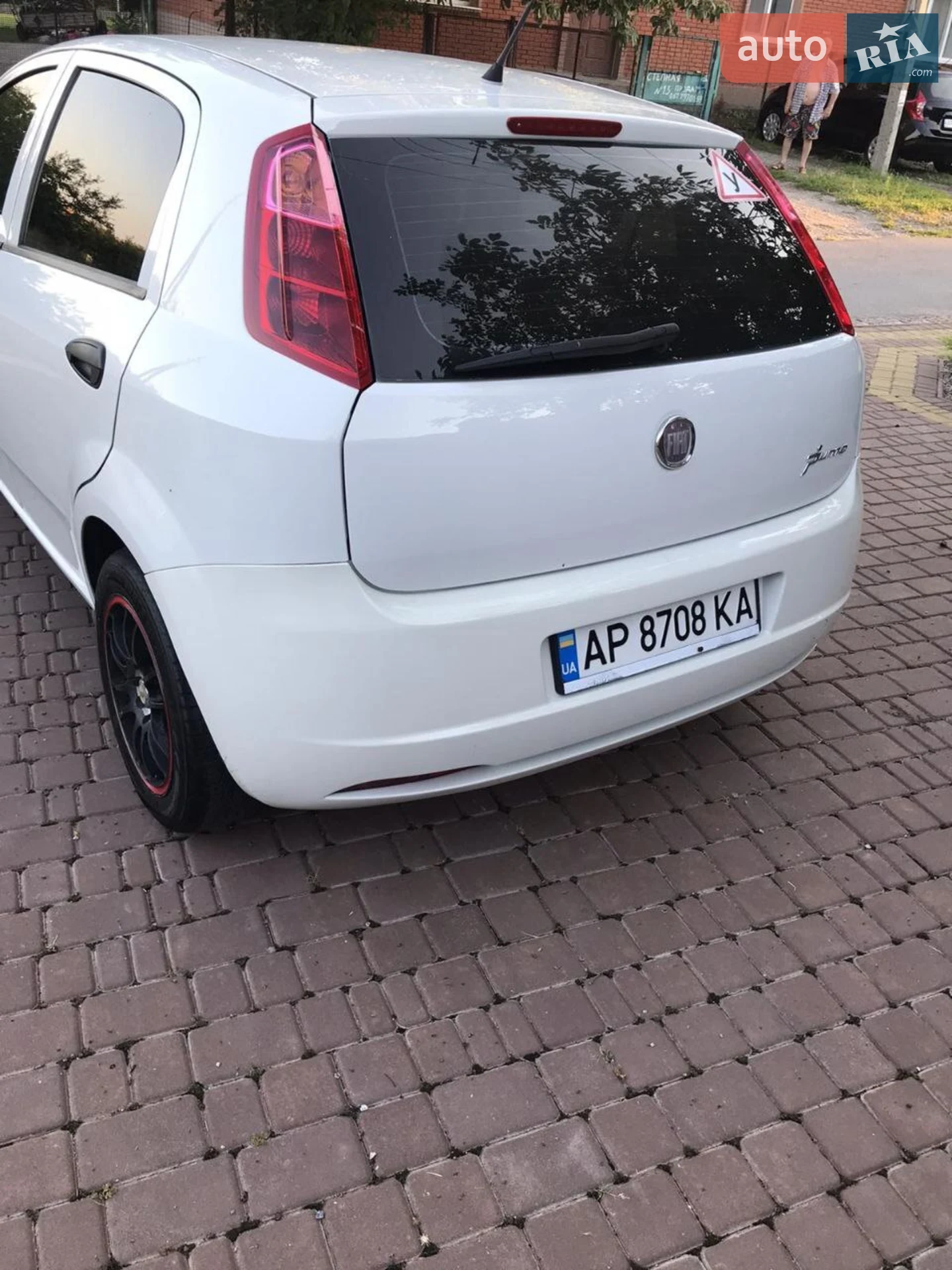2011 Fiat Punto - мініатюра 8