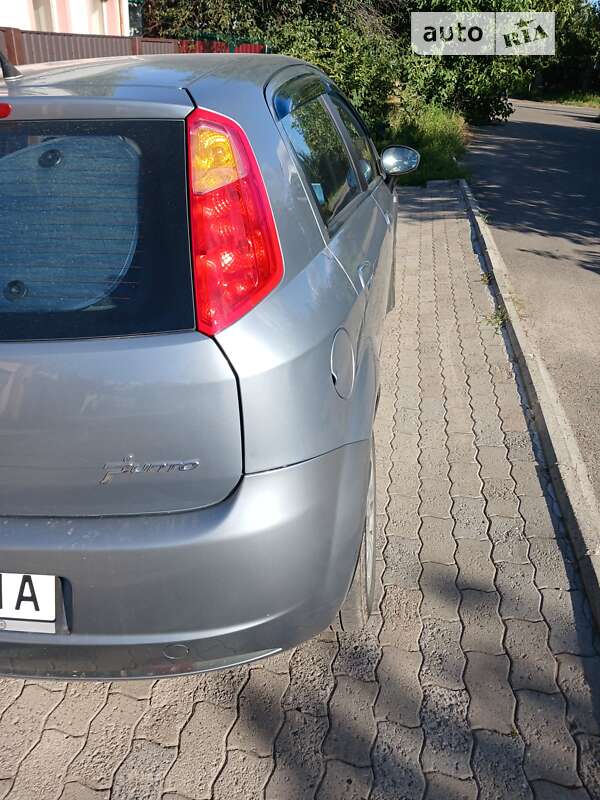 Хэтчбек Fiat Grande Punto 2006 в Черкассах