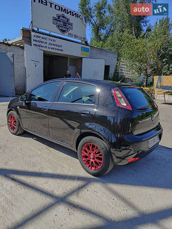 Хетчбек Fiat Grande Punto 2011 в Одесі