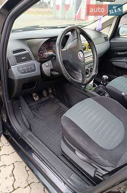 Хэтчбек Fiat Grande Punto 2009 в Стрые