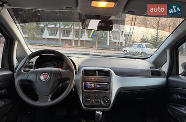 Хэтчбек Fiat Grande Punto 2010 в Виннице