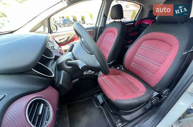 Хэтчбек Fiat Grande Punto 2011 в 
