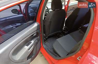 Хетчбек Fiat Grande Punto 2011 в 