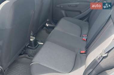 Хэтчбек Fiat Grande Punto 2012 в 