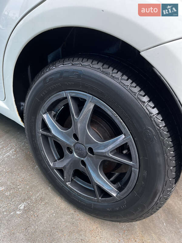 Хэтчбек Fiat Grande Punto 2012 в Киеве