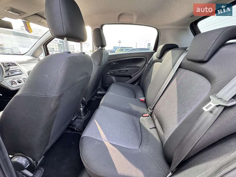 Хэтчбек Fiat Grande Punto 2013 в Киеве