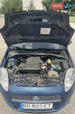 Хетчбек Fiat Grande Punto 2007 в 