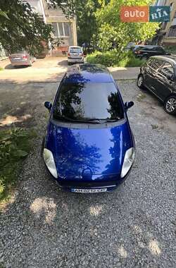 Хэтчбек Fiat Grande Punto 2007 в 