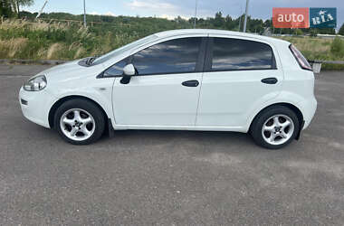 Хэтчбек Fiat Grande Punto 2012 в 