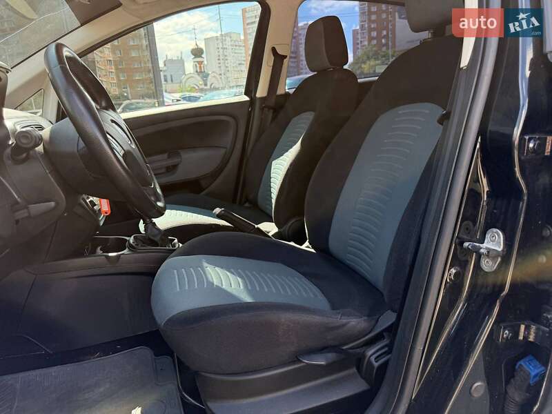 Хэтчбек Fiat Grande Punto 2008 в Киеве