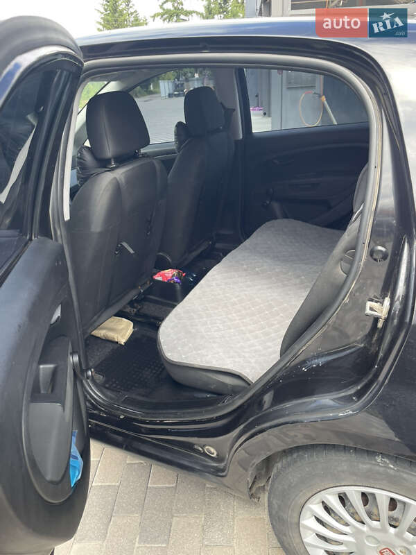 Хэтчбек Fiat Grande Punto 2009 в Харькове фото 9 Хэтчбек Fiat Grande Punto 2009 в Харькове