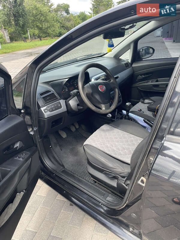 Хэтчбек Fiat Grande Punto 2009 в Харькове фото 10 Хэтчбек Fiat Grande Punto 2009 в Харькове