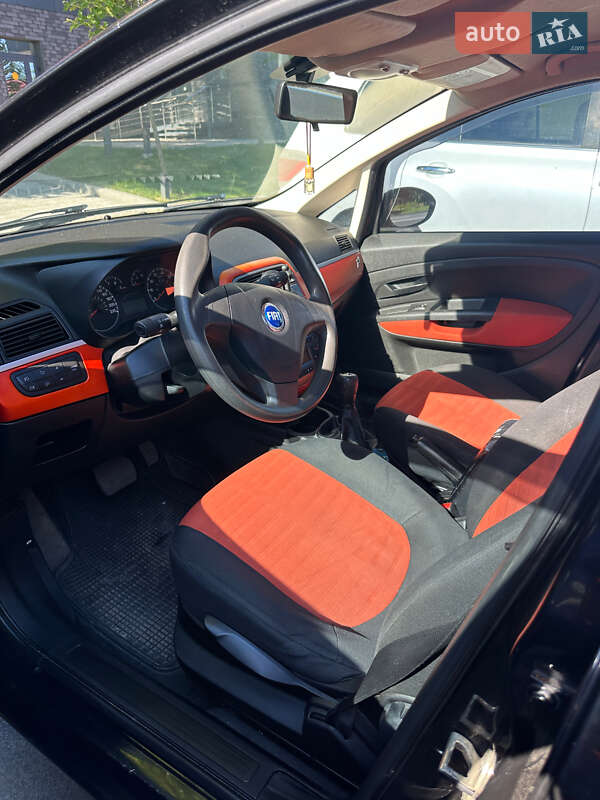 Хетчбек Fiat Grande Punto 2006 в Києві