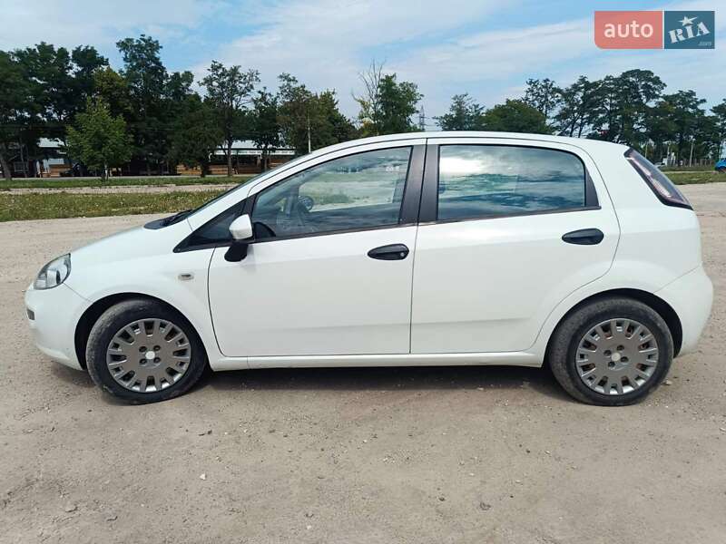 Хетчбек Fiat Grande Punto 2012 в Тернополі