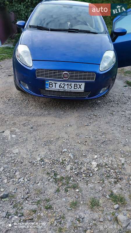 Хэтчбек Fiat Grande Punto 2006 в Мурованых Куриловцах