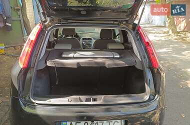 Хэтчбек Fiat Grande Punto 2006 в 