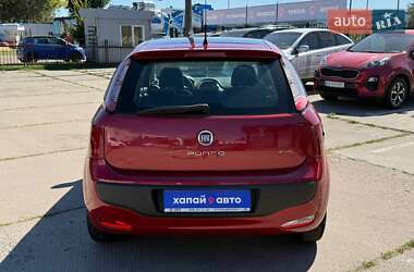 Хэтчбек Fiat Grande Punto 2011 в 