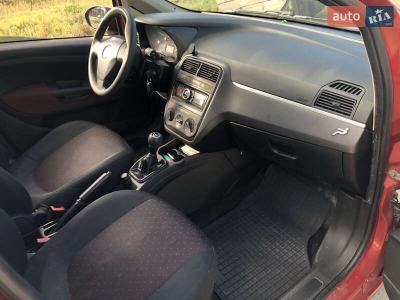 Хетчбек Fiat Grande Punto 2008 в Ірпені