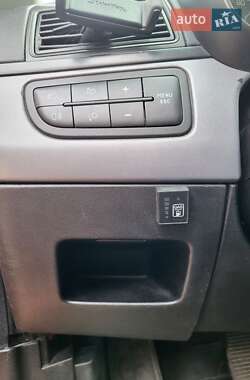 Хэтчбек Fiat Grande Punto 2011 в 