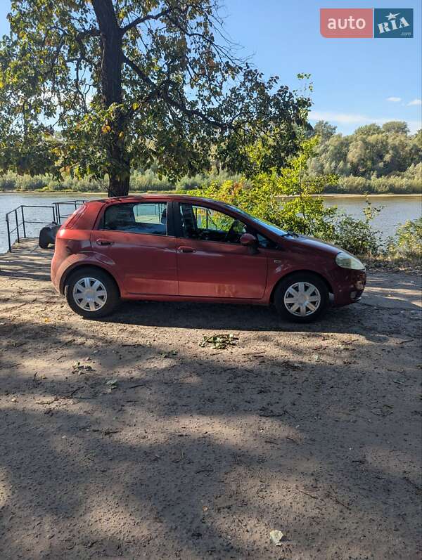 Хетчбек Fiat Grande Punto 2006 в Козелеці