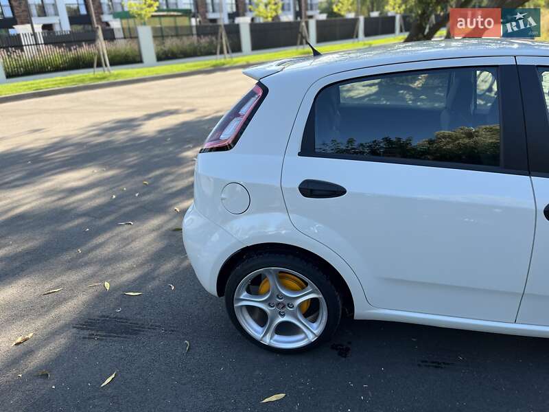 Хэтчбек Fiat Grande Punto 2012 в Белой Церкви