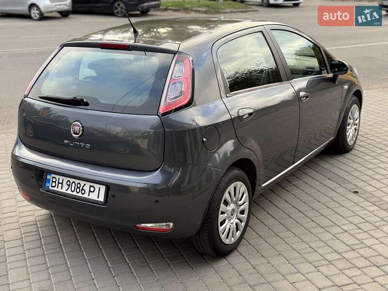 Хэтчбек Fiat Grande Punto 2013 в Одессе фото 2 Хэтчбек Fiat Grande Punto 2013 в Одессе