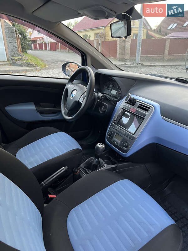 Хетчбек Fiat Grande Punto 2007 в Луцьку фото 26 Хетчбек Fiat Grande Punto 2007 в Луцьку