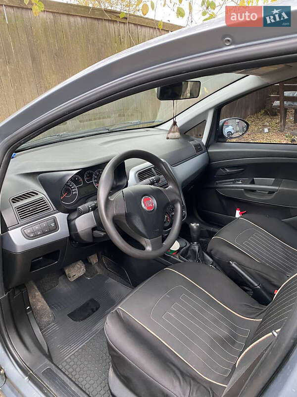 Хэтчбек Fiat Grande Punto 2010 в Березному фото 18 Хэтчбек Fiat Grande Punto 2010 в Березному