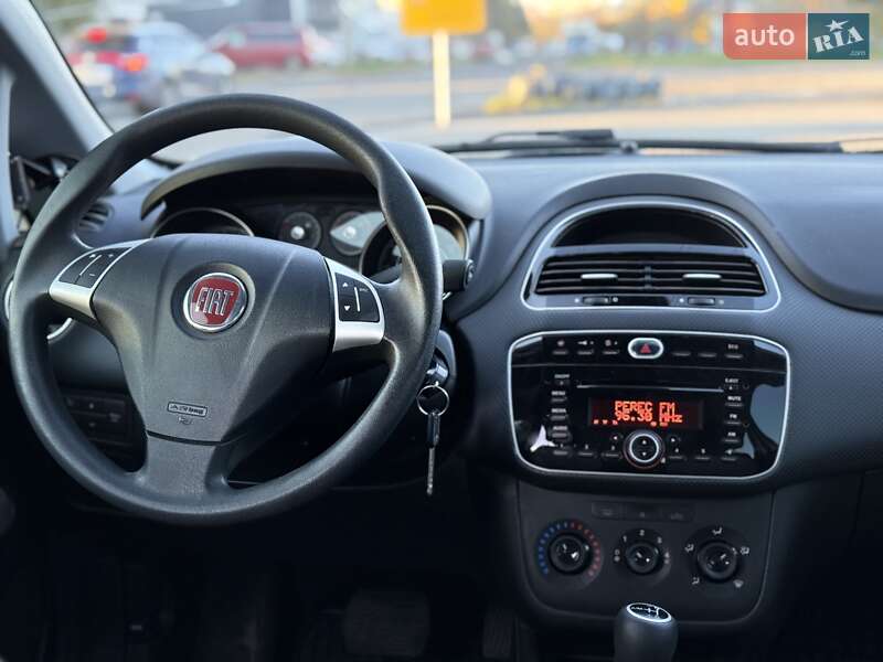 Хэтчбек Fiat Grande Punto 2011 в Львове фото 8 Хэтчбек Fiat Grande Punto 2011 в Львове