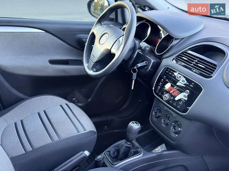 Хэтчбек Fiat Grande Punto 2011 в Львове фото 9 Хэтчбек Fiat Grande Punto 2011 в Львове