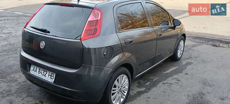 Хетчбек Fiat Grande Punto 2011 в Білій Церкві