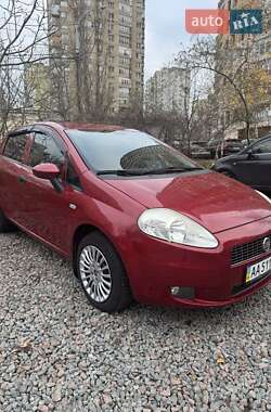 Хетчбек Fiat Grande Punto 2010 в Києві