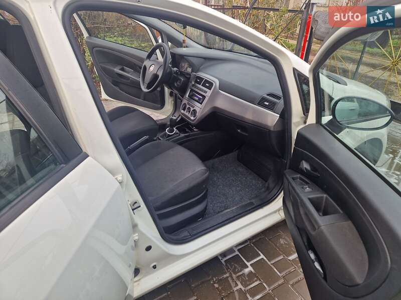 Хетчбек Fiat Grande Punto 2013 в Кривому Розі