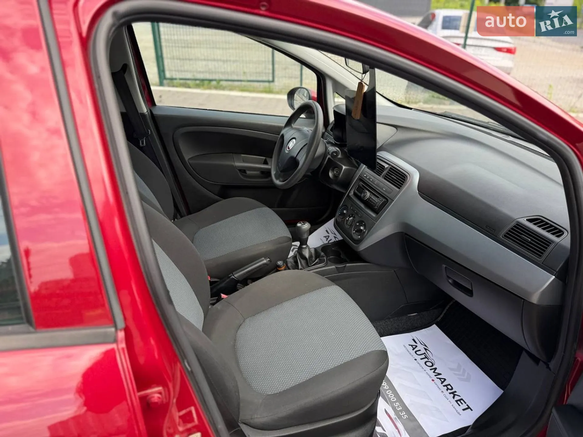 2010 Fiat Punto - мініатюра 12