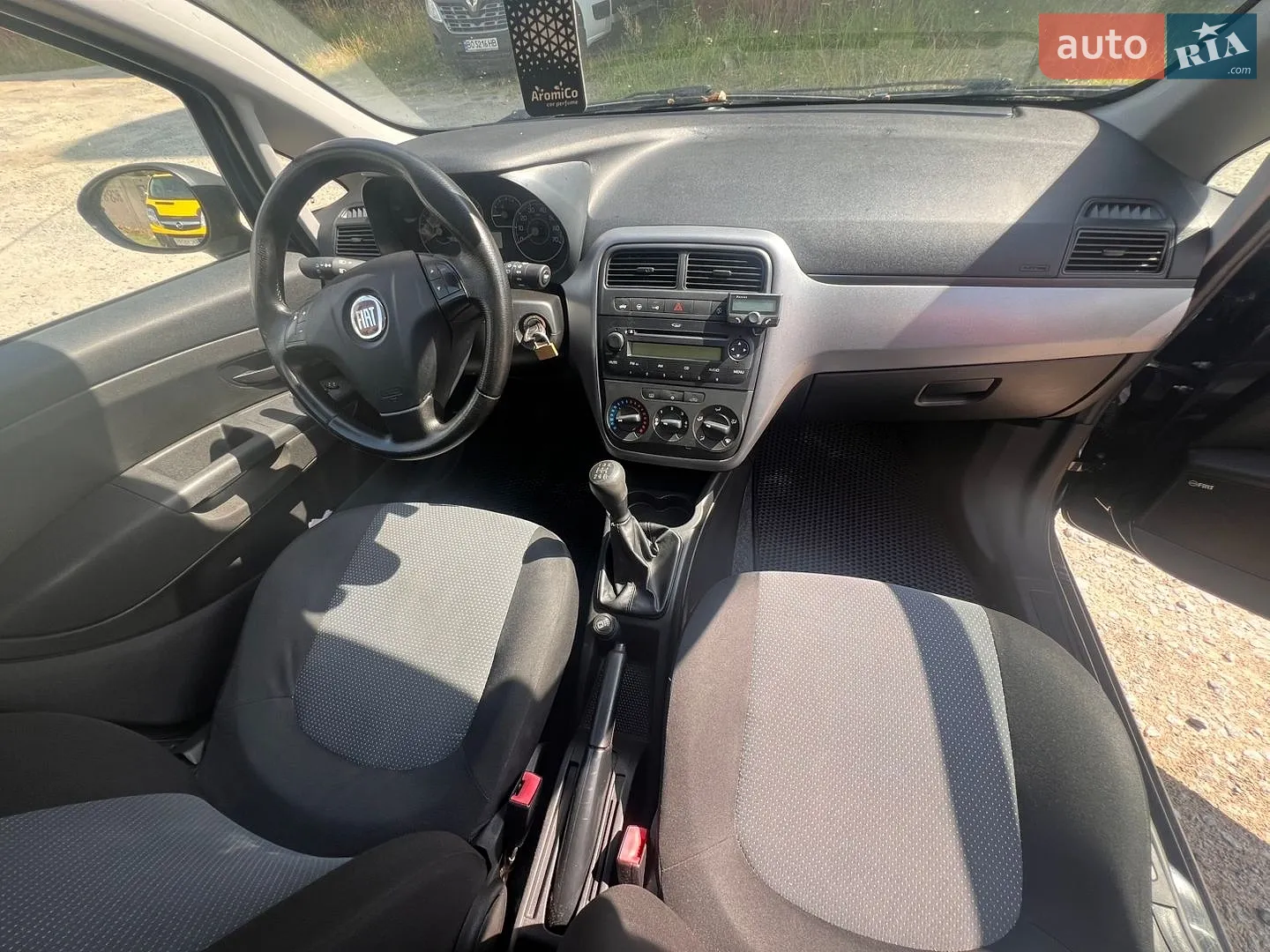 2011 Fiat Punto - мініатюра 11