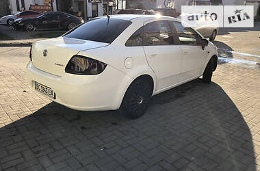 Седан Fiat Linea 2012 в Львове