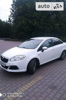 Седан Fiat Linea 2013 в Миргороді