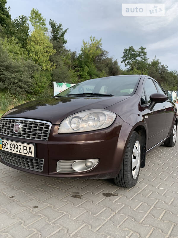Седан Fiat Linea 2012 в Тернополе