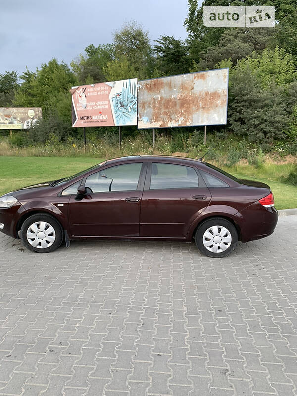 Седан Fiat Linea 2012 в Тернополе