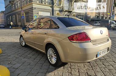 Седан Fiat Linea 2012 в Чернівцях