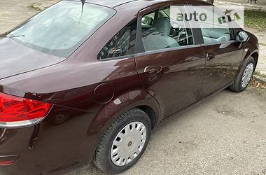 Седан Fiat Linea 2013 в 