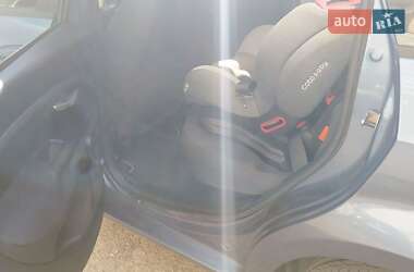 Седан Fiat Linea 2009 в 