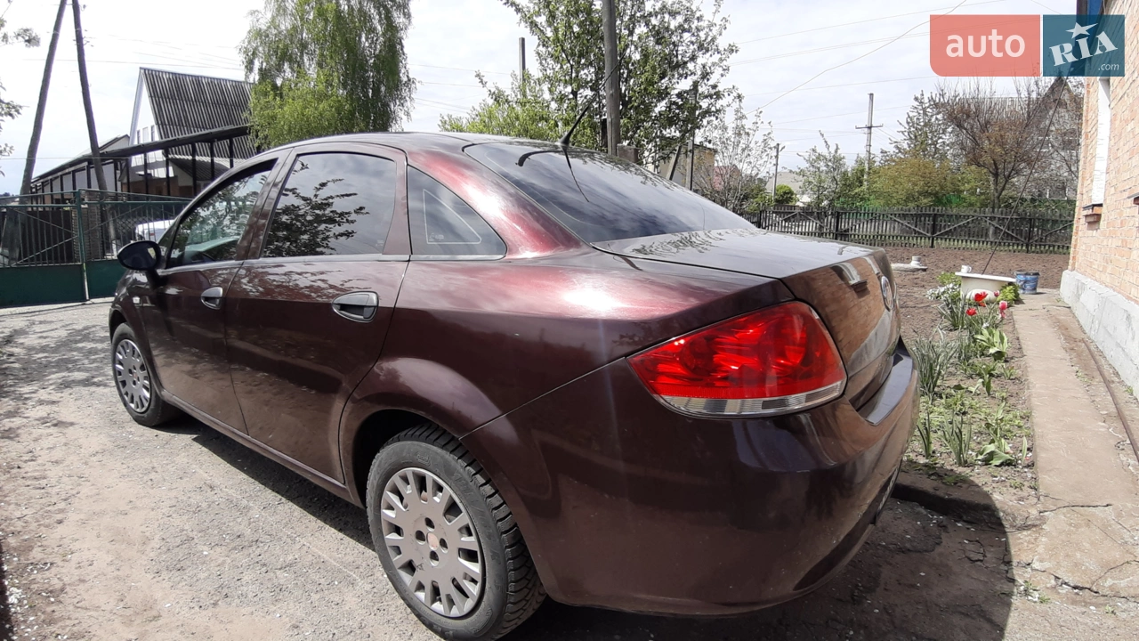2011 Fiat Linea - мініатюра 33