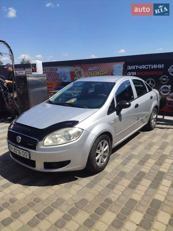 Седан Fiat Linea 2007 в Южном